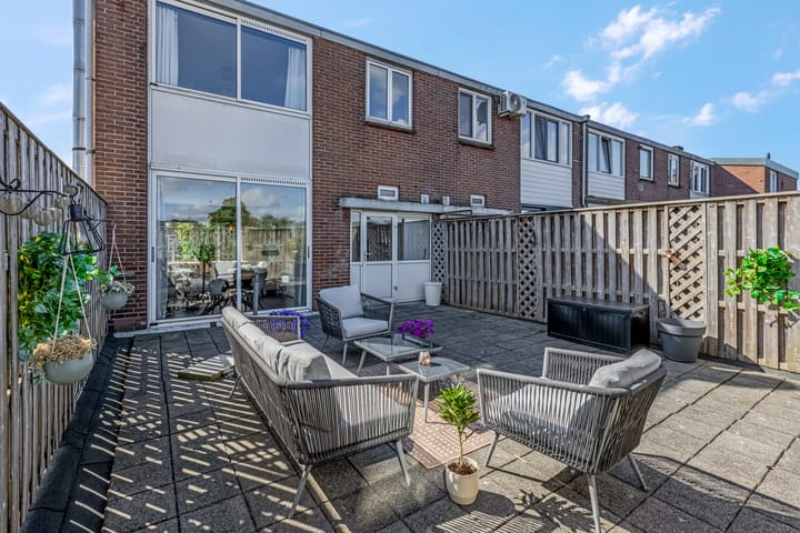 Foto 3 van Rozenplein 64