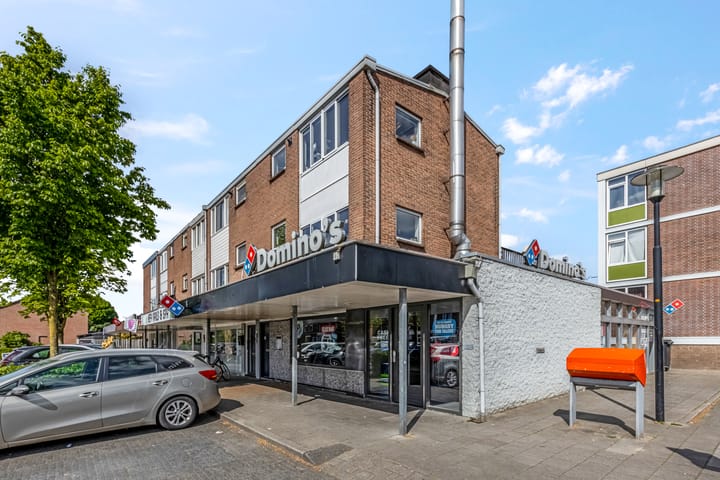 Foto 30 van Rozenplein 64