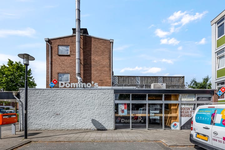 Foto 32 van Rozenplein 64