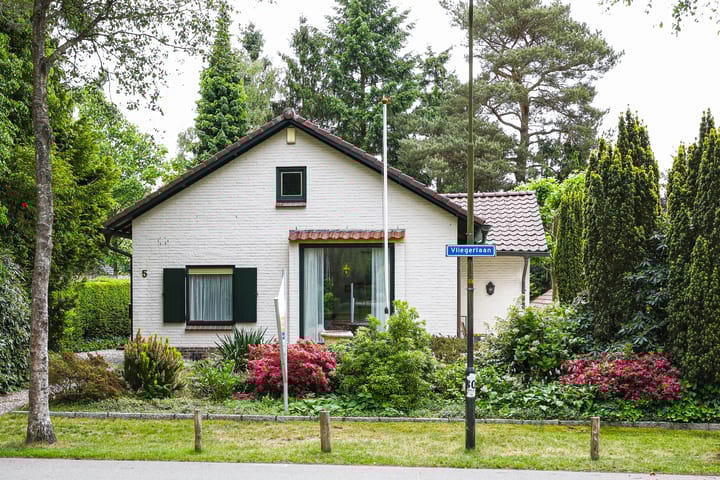 Foto 1 van Vliegerlaan 5