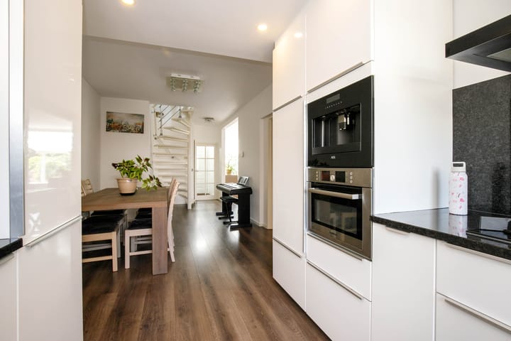 Foto 12 van Dr Albert Schweitzerstraat 13