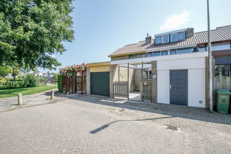 Dr Albert Schweitzerstraat 13 secondary image