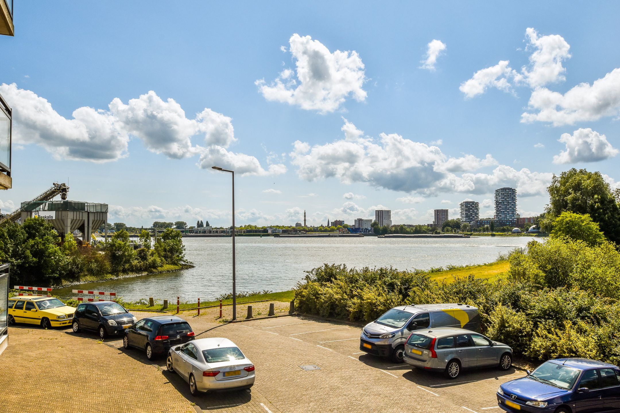 Photo 12 of Drinkwaterweg 401