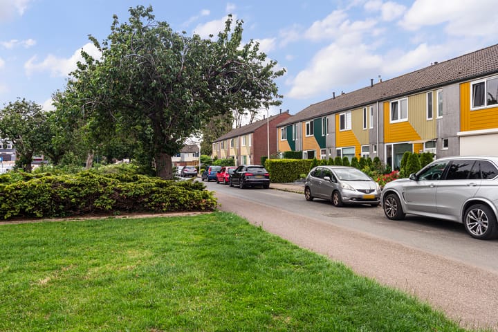 Photo 18 of Van Tuyllplein 11