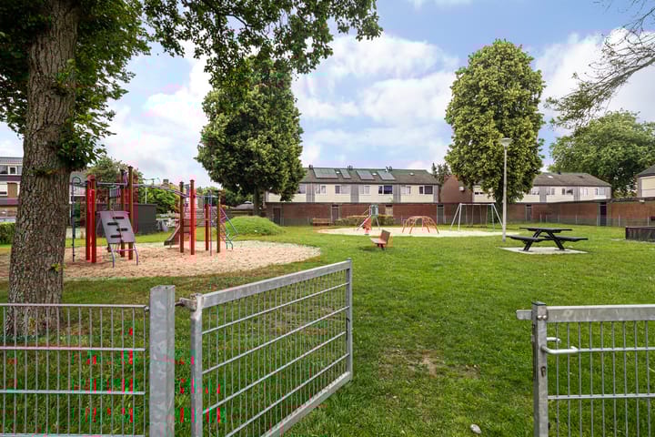 Photo 20 of Van Tuyllplein 11