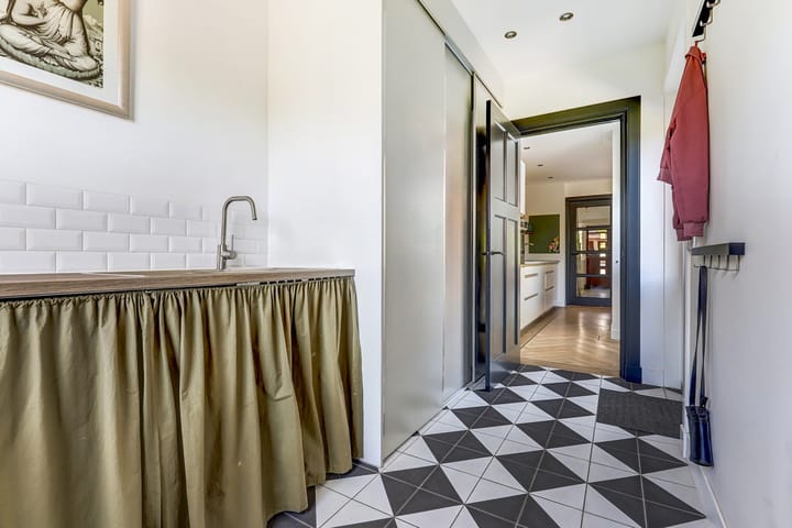 Foto 20 van Dupontplein 12