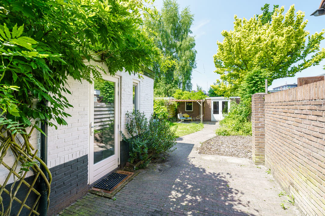 Photo 2 of Paulus Potterstraat 4
