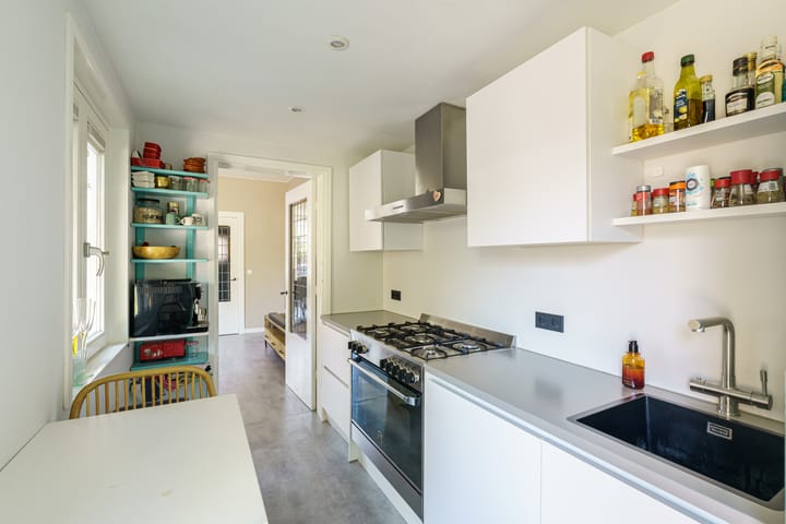 Foto 13 van Paulus Potterstraat 4