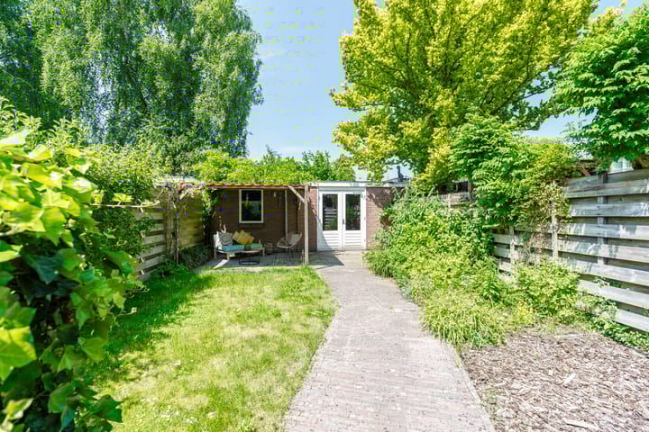 Foto 27 van Paulus Potterstraat 4