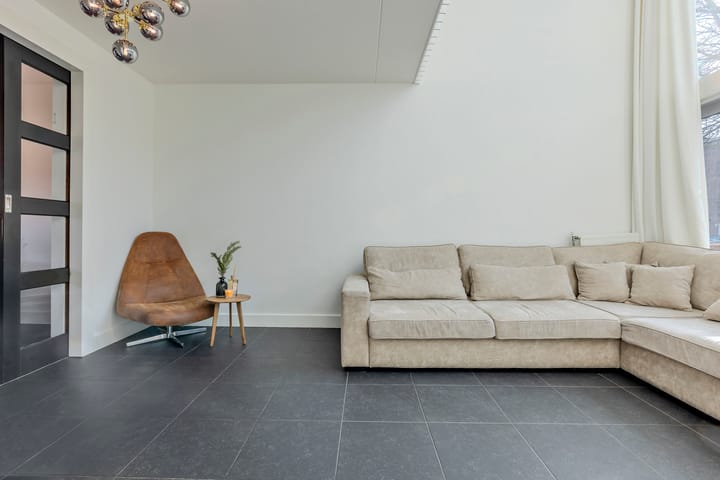 Foto 8 van Telefoonstraat 6