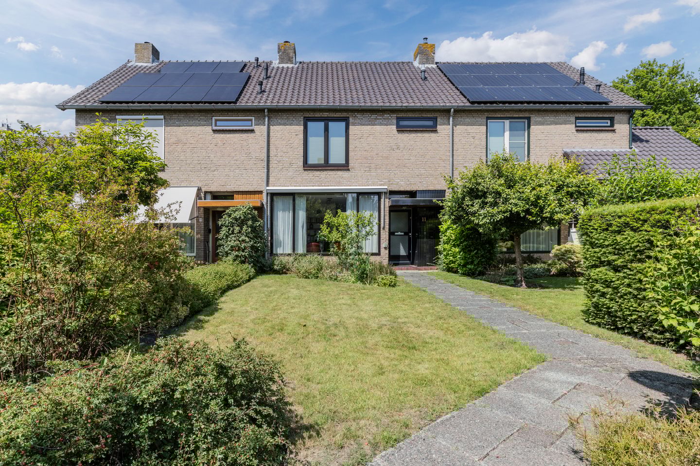 Foto 1 van Anna van Saksenlaan 11