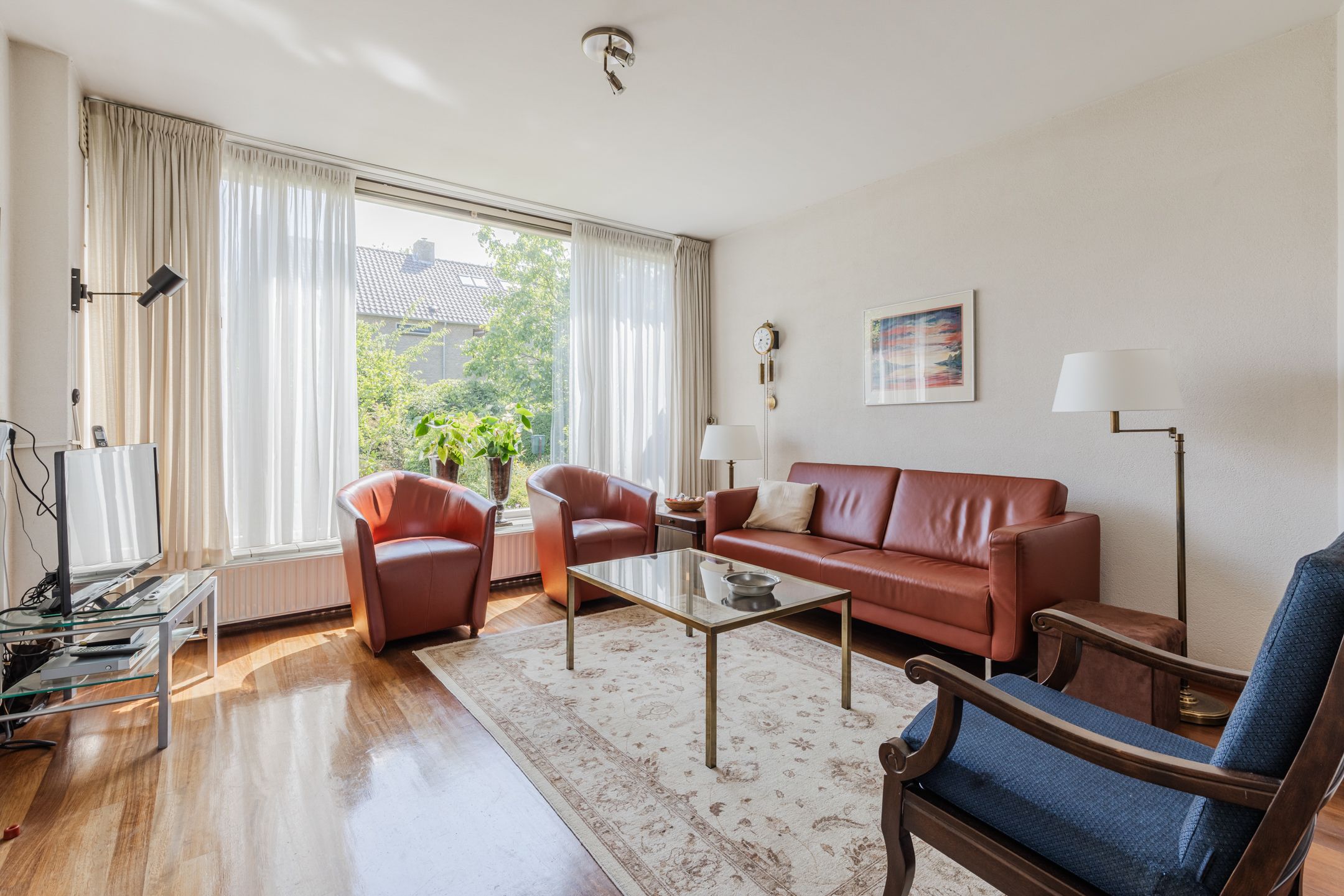 Photo 3 of Anna van Saksenlaan 11