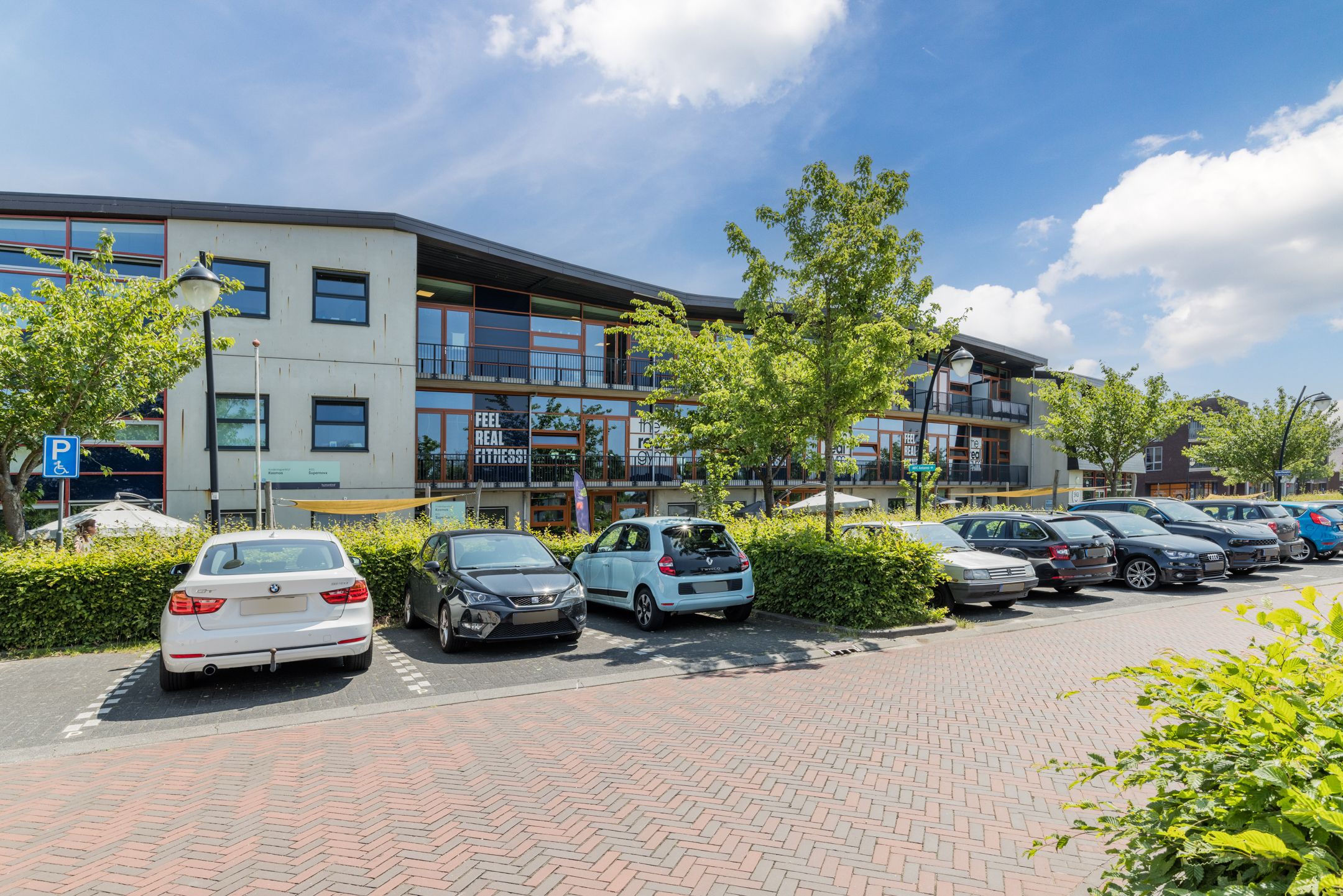 Photo 33 of Anna van Saksenlaan 11