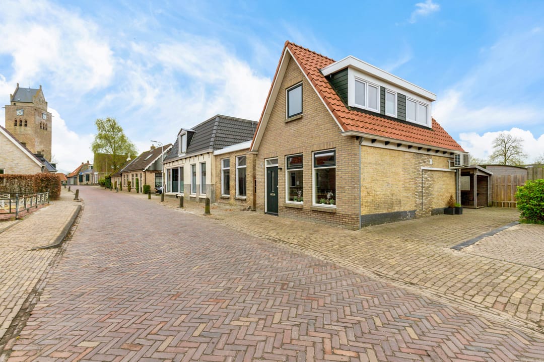 Foto 2 van Hege Buorren 23