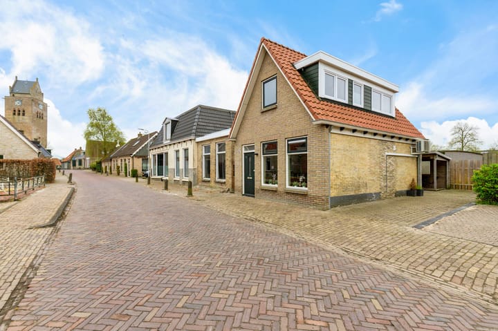 Foto 2 van Hege Buorren 23