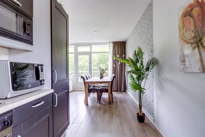 Foto 17 van Livingstonelaan 104