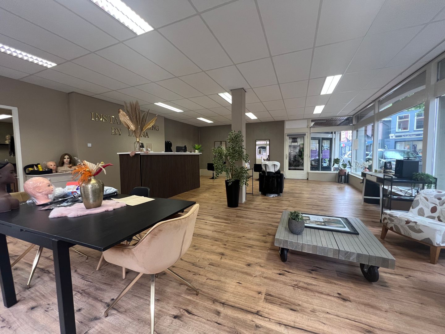 View photo 3 of Diezerplein 32