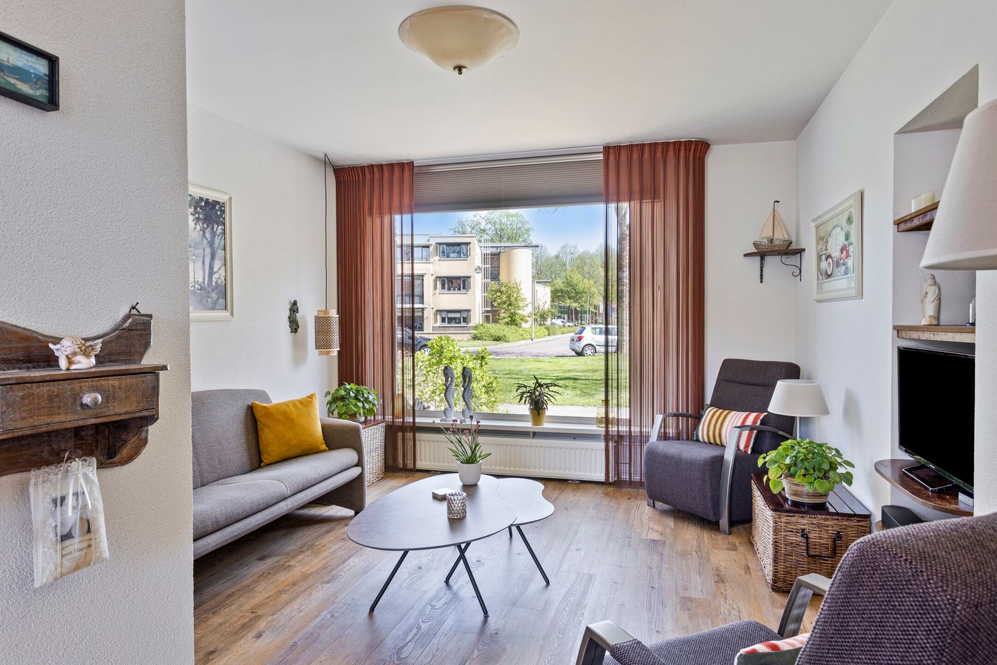 Foto 14 van Het Kompas 10