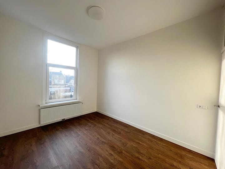 Foto 24 van Hugo de Grootstraat 89