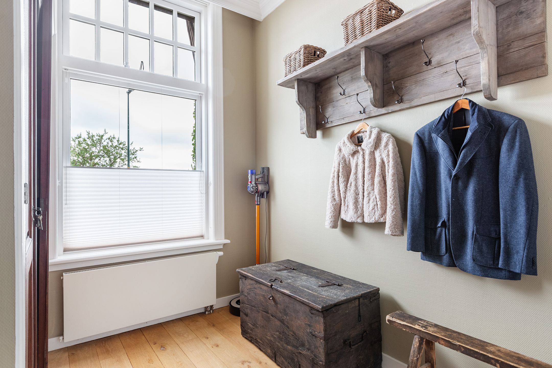 Foto 9 van Burg. Van der Lelykade 4