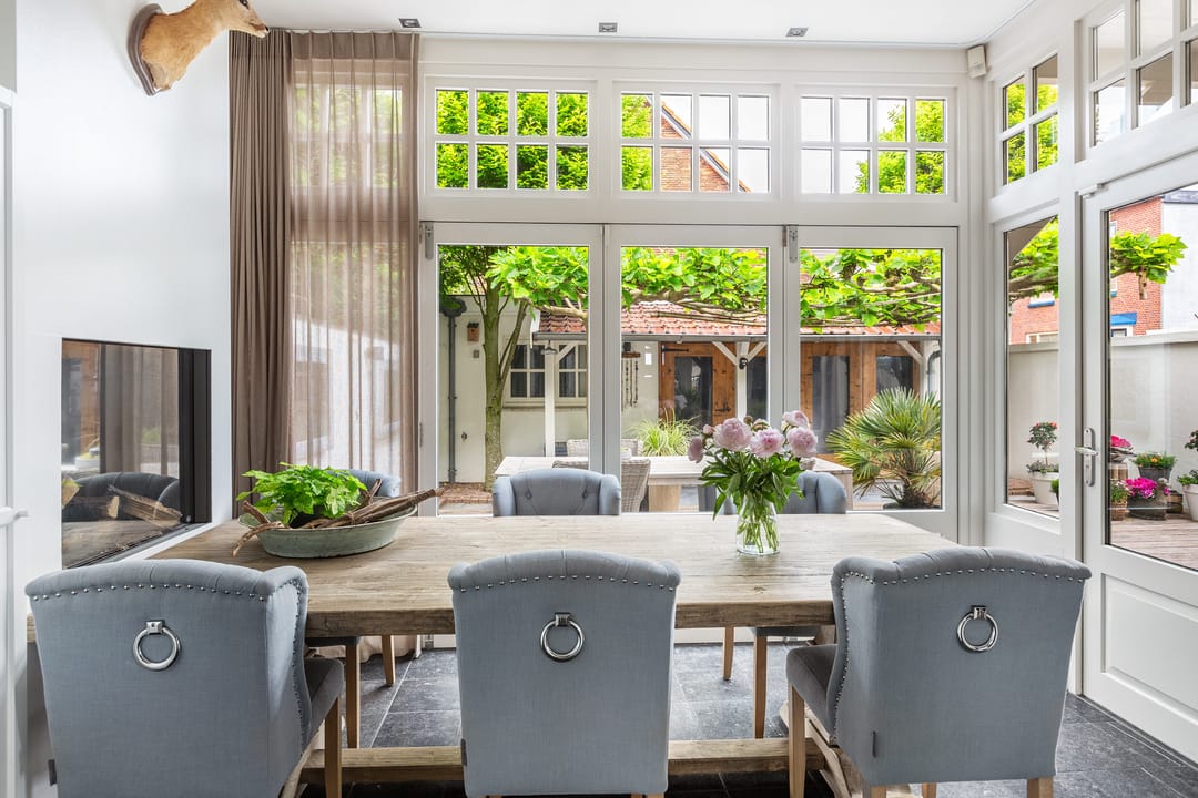 Foto 26 van Burg. Van der Lelykade 4