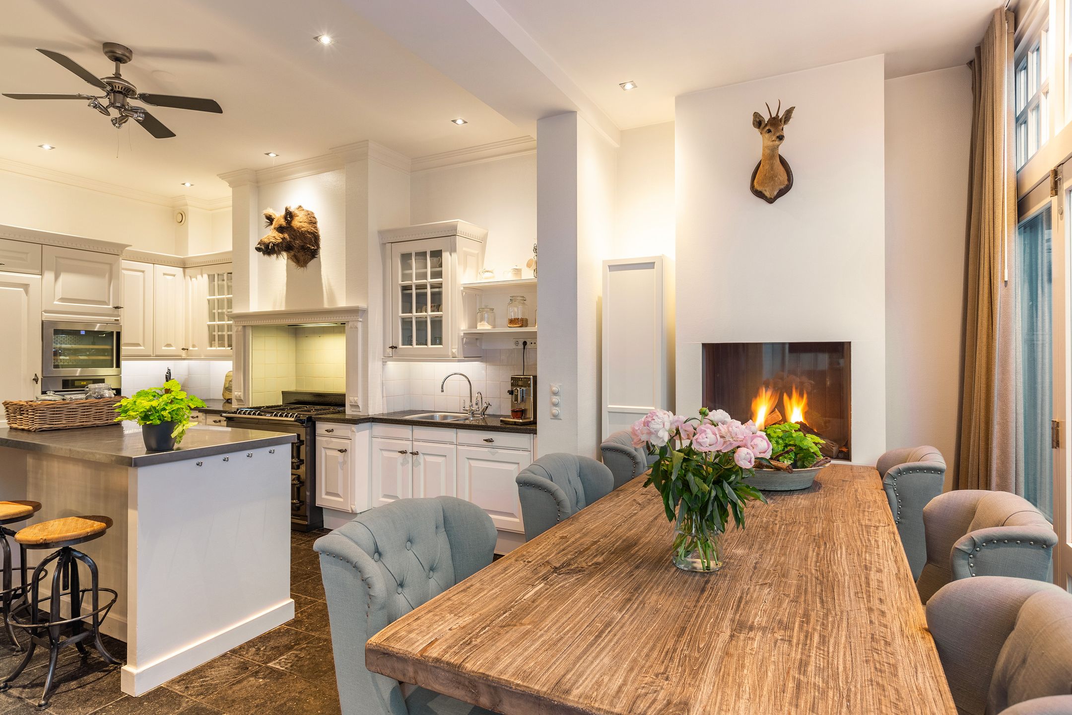 Foto 30 van Burg. Van der Lelykade 4