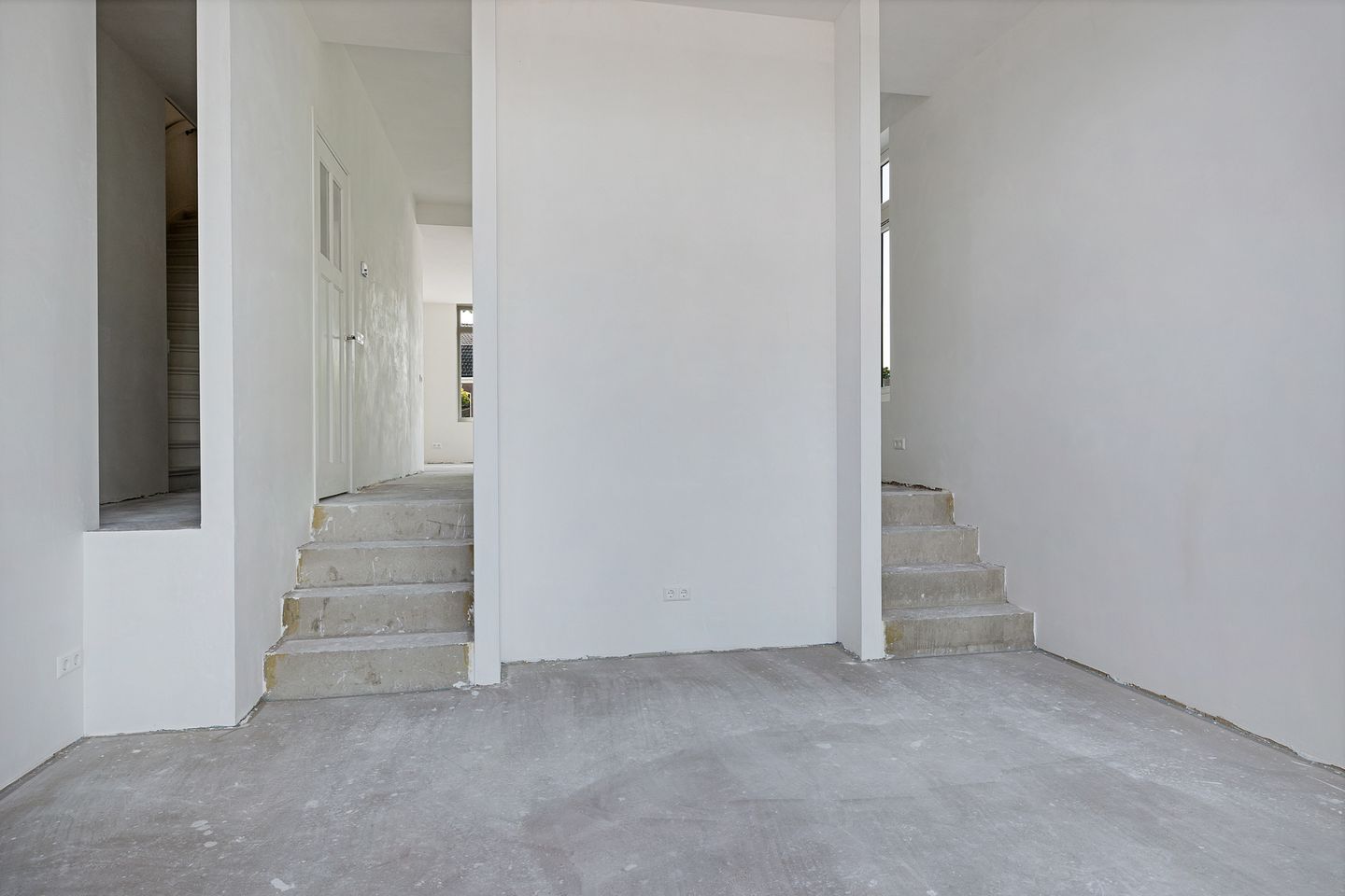 Photo 4 of Steenhoffstraat 25