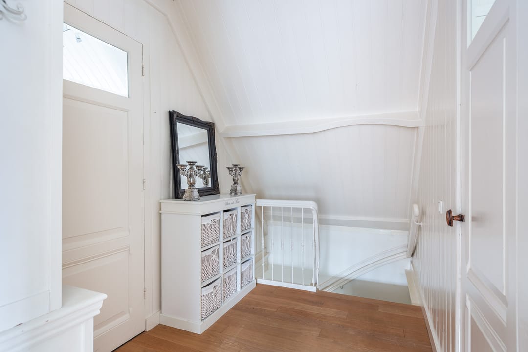 Foto 61 van Burg. Van der Lelykade 4