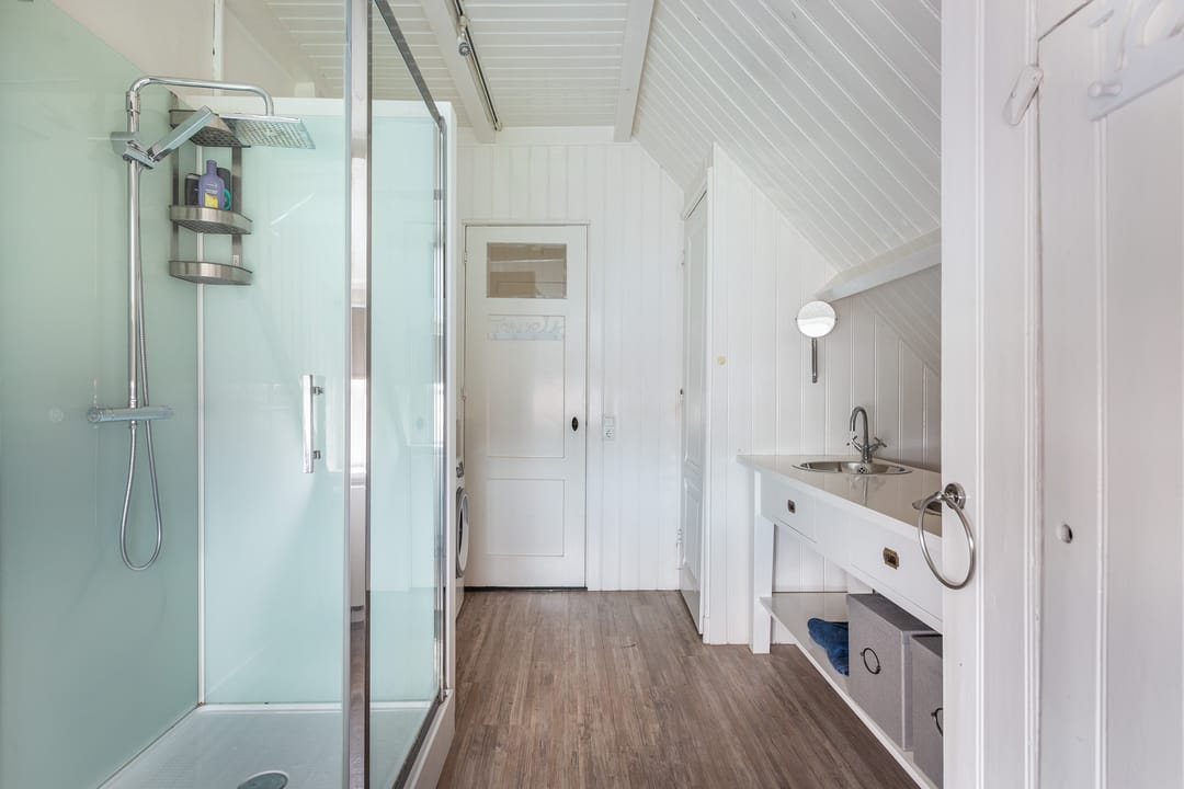 Foto 67 van Burg. Van der Lelykade 4