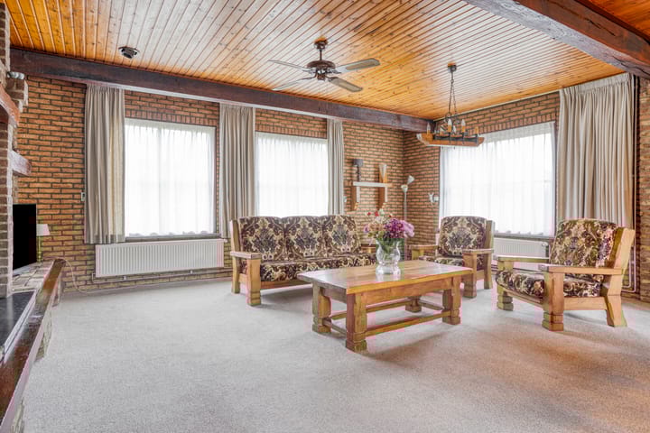 Photo 6 of Hoogvogelstraat 15