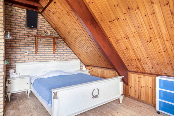 Photo 32 of Hoogvogelstraat 15