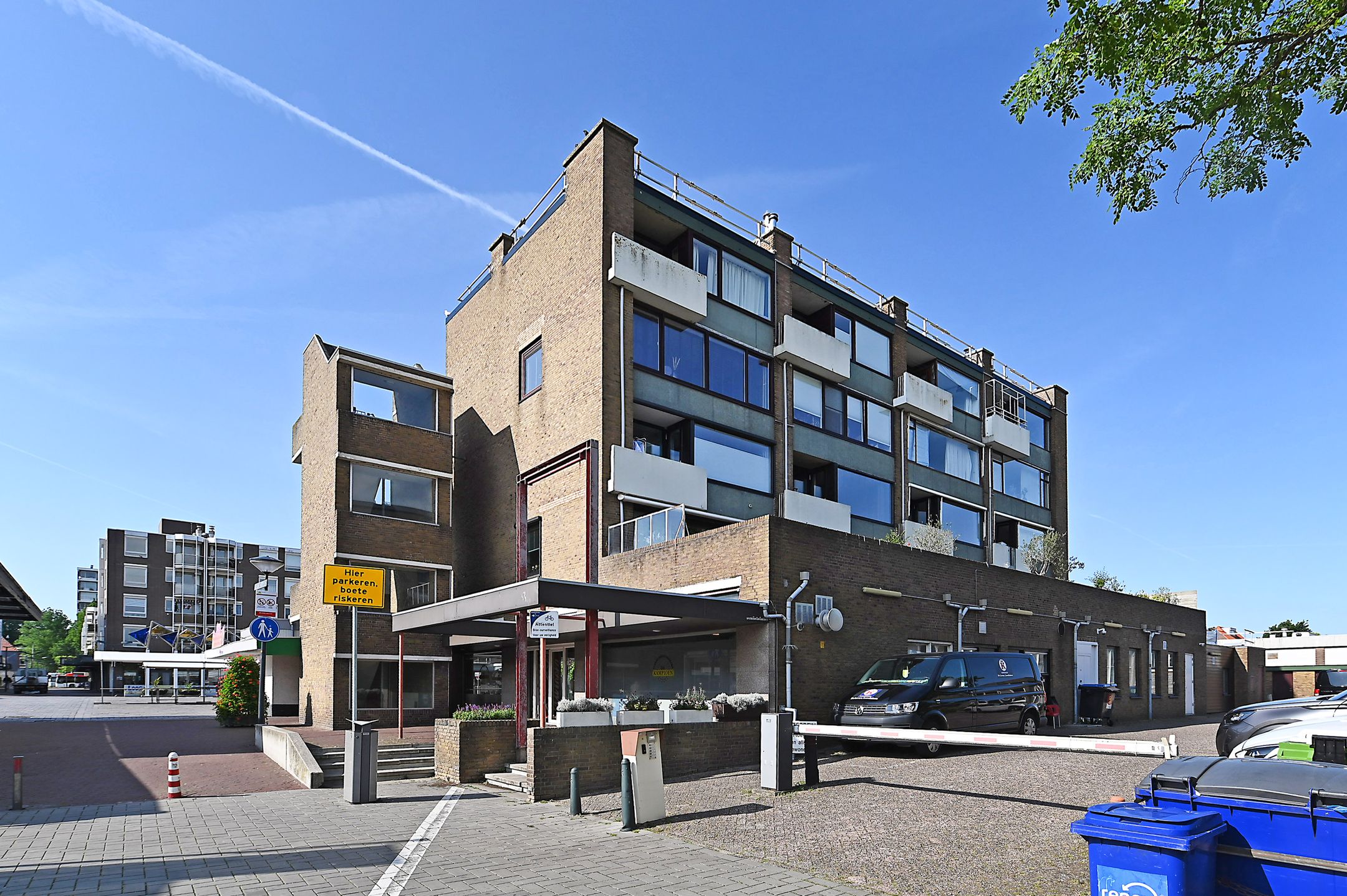 Foto 33 van Loosduinse Hoofdplein 214