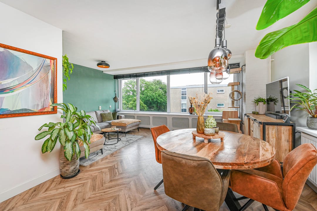 Foto 7 van Loosduinse Hoofdplein 214