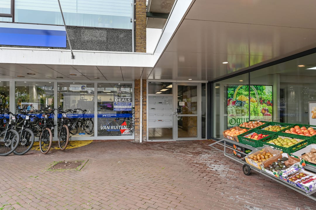 Foto 32 van Loosduinse Hoofdplein 214