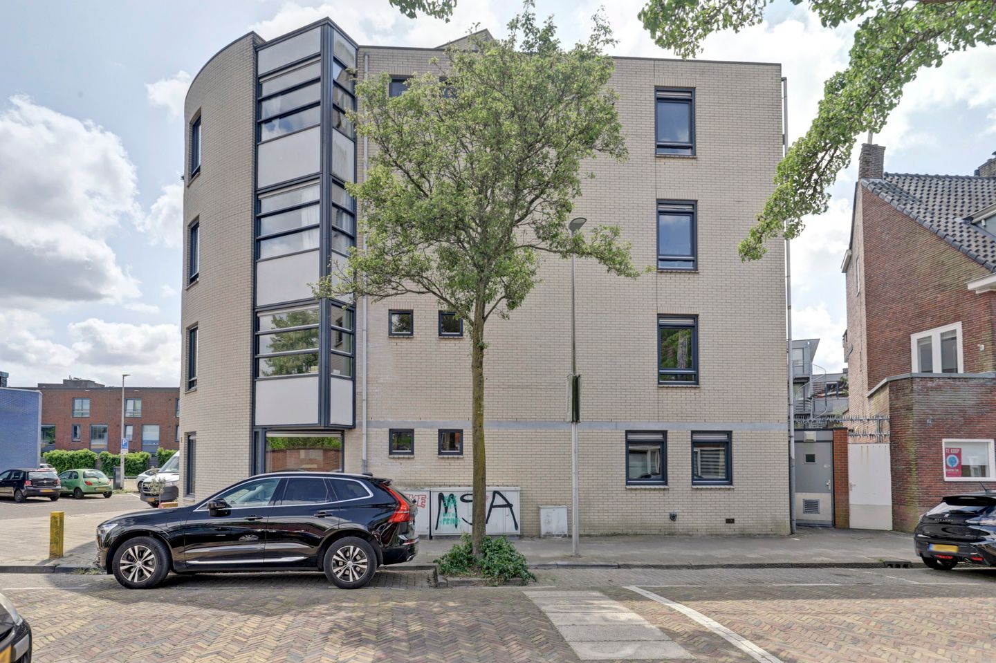 Foto 25 van Busken Huetstraat 72