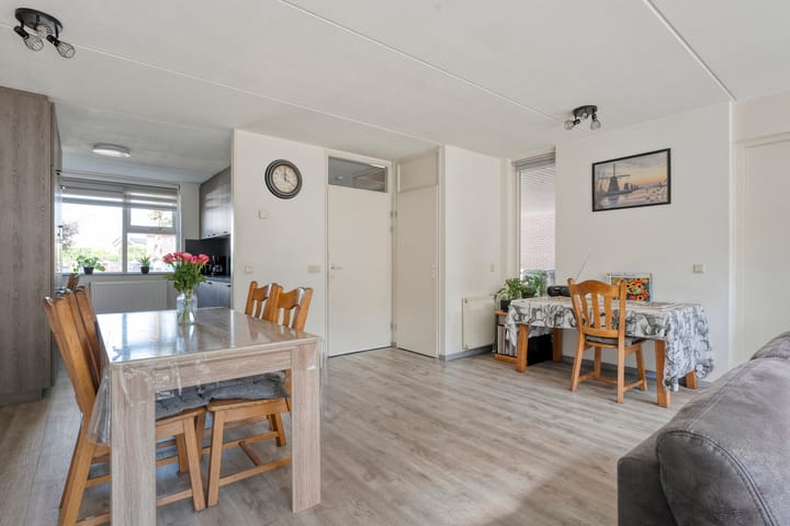 Foto 8 van Meester van Engbrinkstraat 12