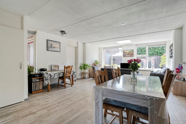 Foto 10 van Meester van Engbrinkstraat 12