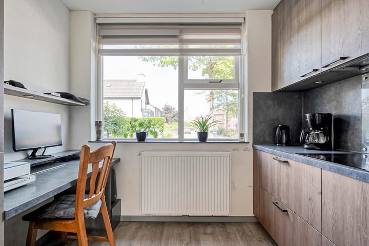 Foto 11 van Meester van Engbrinkstraat 12