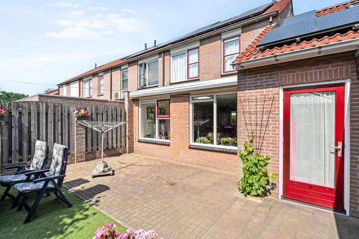 Foto 34 van Meester van Engbrinkstraat 12