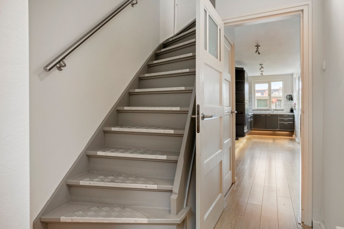 Foto 4 van Locatellistraat 16