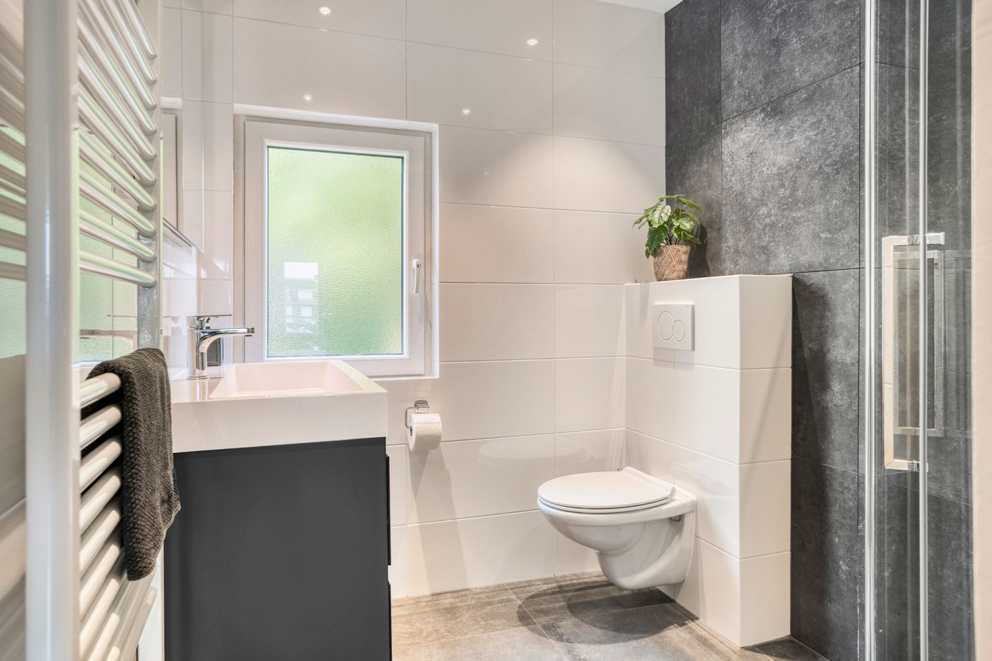 Foto 20 van Locatellistraat 16