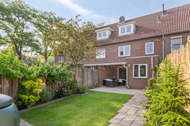 Foto 34 van Locatellistraat 16