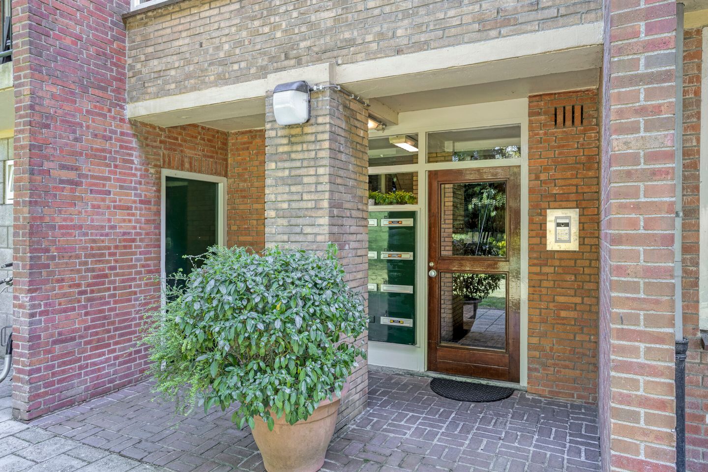 Foto 4 van Albardastraat 28