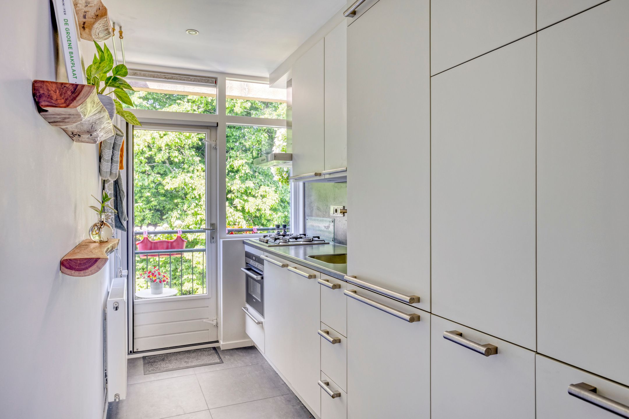 Foto 21 van Albardastraat 28