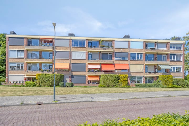 Photo 1 of Albardastraat 28