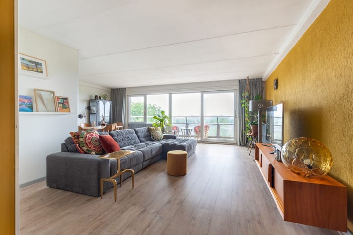 Photo 7 of De Roerdomp 157