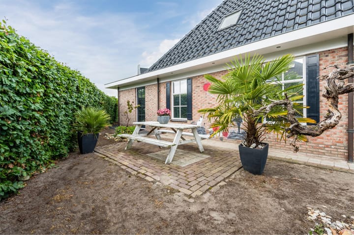 Foto 54 van Kleefkruidstraat 10