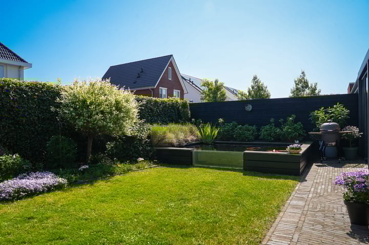 Photo 3 of Pinksterbloemstraat 1