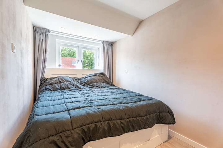 Foto 13 van Outshoornstraat 61