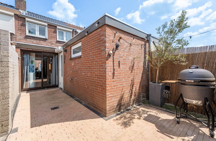 Foto 21 van Outshoornstraat 61